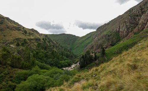 Pueblo Escondido y Cerro Áspero