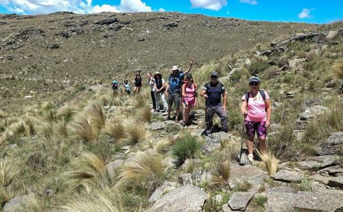 Trekking Cerro Áspero Pueblo Escondido