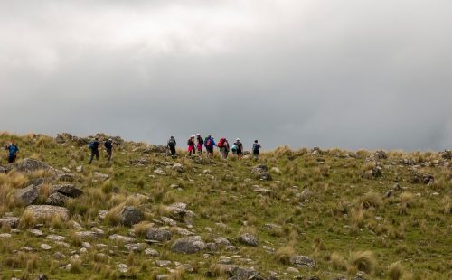 Trekking a Pueblo Escondido y Cerro Áspero