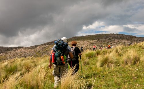 Trekking a Pueblo Escondido y Cerro Áspero