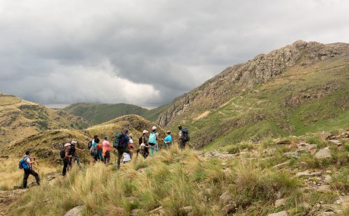 Trekking a Pueblo Escondido y Cerro Áspero