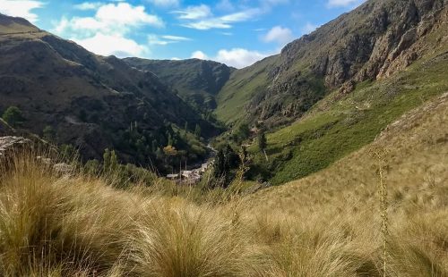 Pueblo Escondido y Cerro Áspero