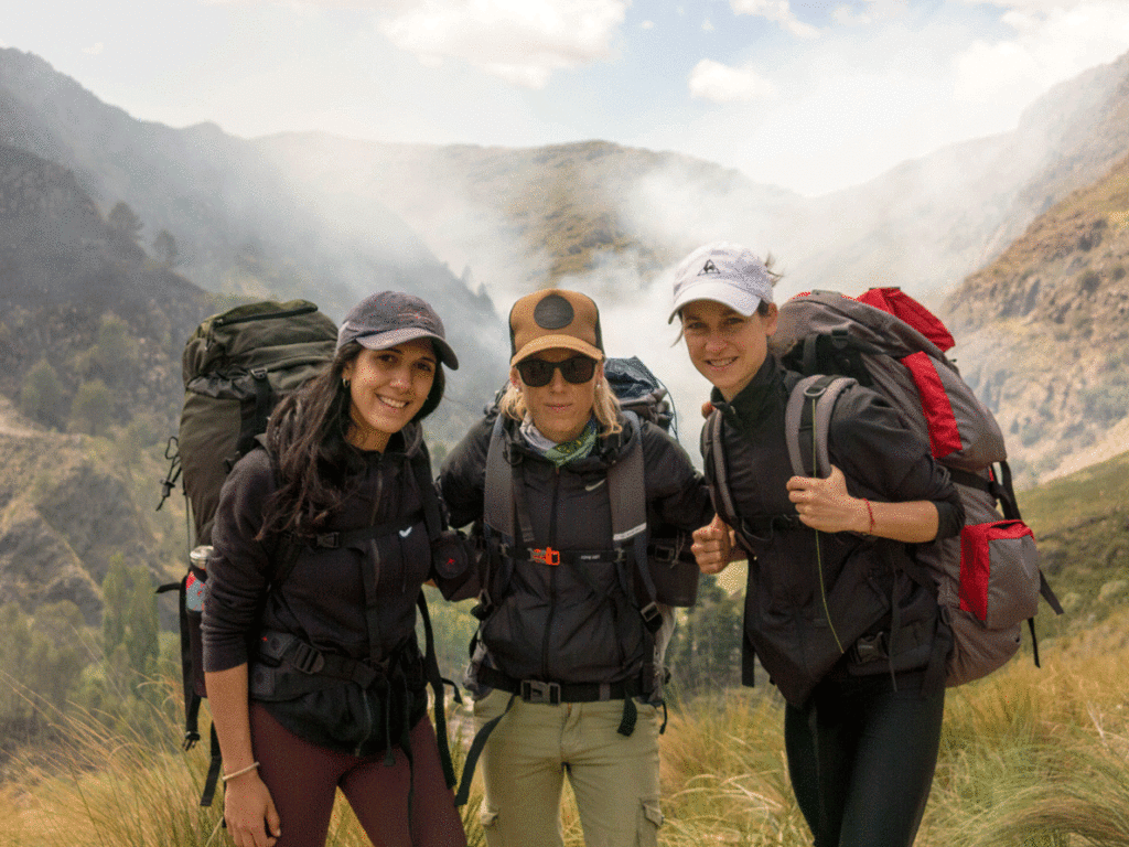 Pueblo Escondido y Cerro Áspero