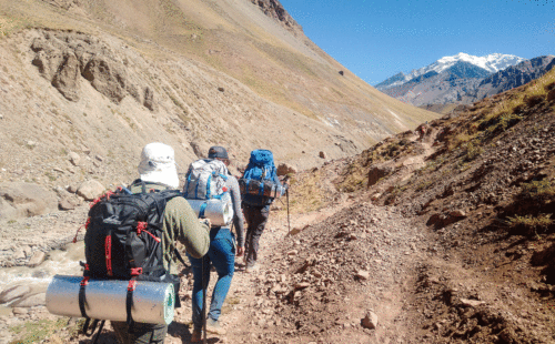 Trekking a Plaza Francia